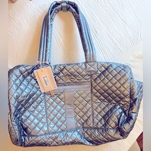 Oliver Thomas Weekender Duffle in Ice Queen